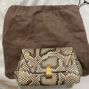 BRAND NEW BOTTEGA VENETA BAG